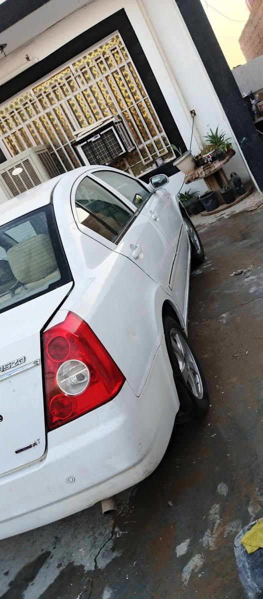 شيري A5موديل 2009 كير ومكينه  كامري خير من الله بسمي السعر 48بيهه مجال بصيط لشراي *********** صدر امامي كله جديد تخم تاير جديد
