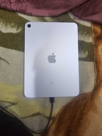 آيباد • كفالة • بطارية ٩٣