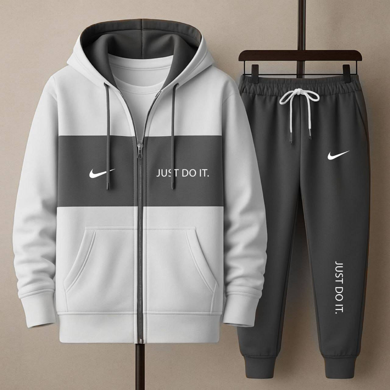 تراك رجالي
 لاستفسار واتساب ***********
خامة قطن مبطن 3 خيط عالي الجودة 
L. XL. 2XL. 3XL.

سعر القطعة مفرد 29 الف

توصيل جميع المحافظات مجاناً
#ملابس_الموضة_الستايل_جميل #ملابس_تركية #اللعراق🇮🇶 #ملابس
