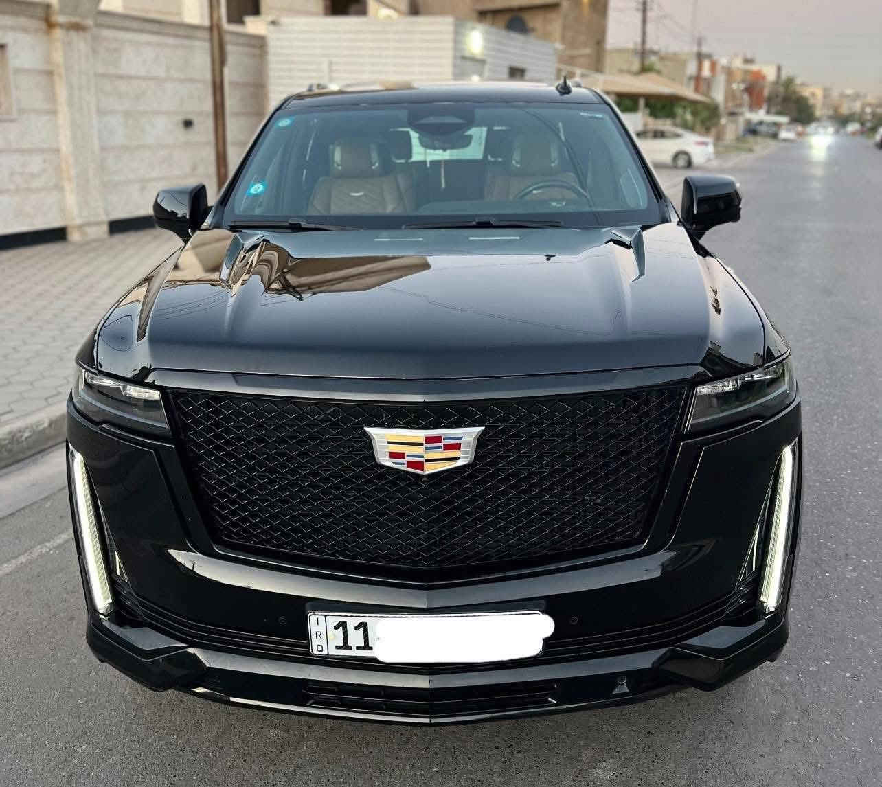 سلام عليكم 
كدلاك سكاليد موديل 2023  ماشيه 64 الف كيلو  مكفوله كفاله عامه   بدون شخوط  جديده جداا.  كير مكينه كفاله من فتح  داخل جملي. 36 سماعه  شاشات. فول يعني  سياره بدون ملاحضات فقط. رصعه بالجاملغ  اصبعين مسحوبه بي دير ار.  وحتمال حته الفحص متطلع بس لي امانه احجي   بدون صبغ بدون تبديل بدون تنميش بالبجم. ورقمها بغداد. ومميز 
مكاني بغداد ***********
