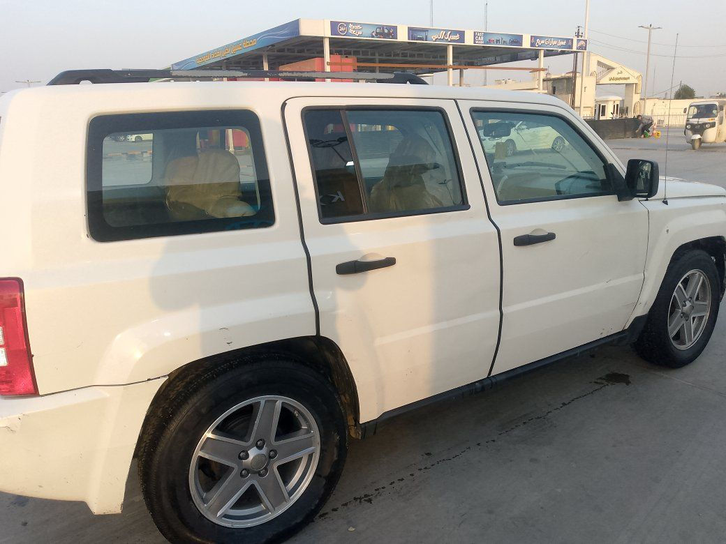 السلام عليكم 
جيب باتريوت 2008
رقم بغداد 
مكينه 2400
السعر 70$
 
***********
