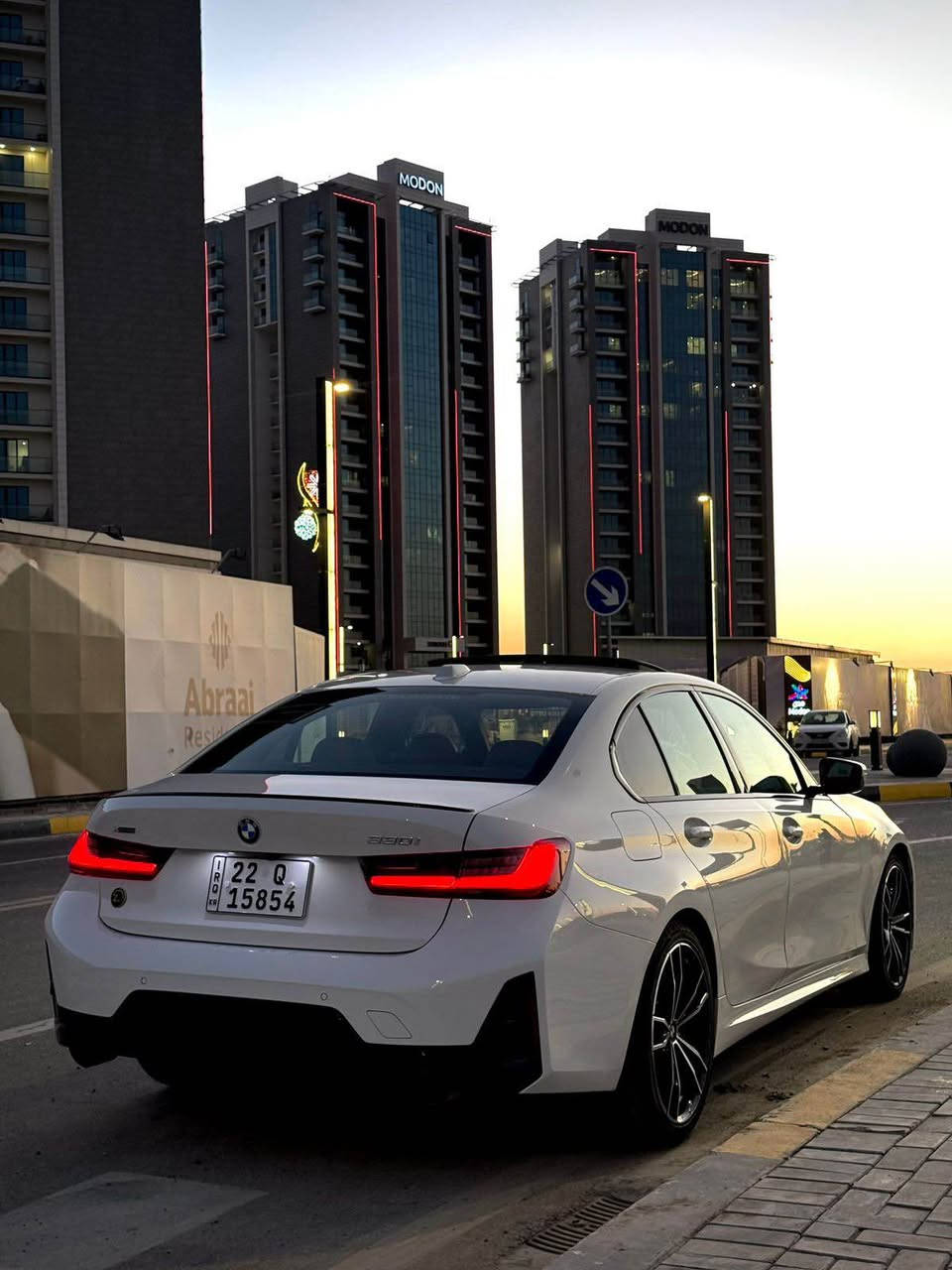 BMW 330 xi 2023 ( M package ) Twin power turbo
ماشيه 27 كيلووو 
المواصفات فول 
ردارات امامي خلفي جانبي
كير المسطح
داخل احمر 
لد متغير الوان
شاشه متصله
وضعيات القياده ( سبورت ، نورمل ، ايكو ) 
سلايد 
كشنات كهرباء 
خزن ميموري وضعيات قياده 
تدفئه كشنات 
قطعتين تبريد 
هيتر ستيرن 
وبعد بيه مواصفات هوايه ممذكوره 
صبغ قطعتين 
للاستفسار ***********
بيع او مراوس مرسدس c او E بغداد, العراق
