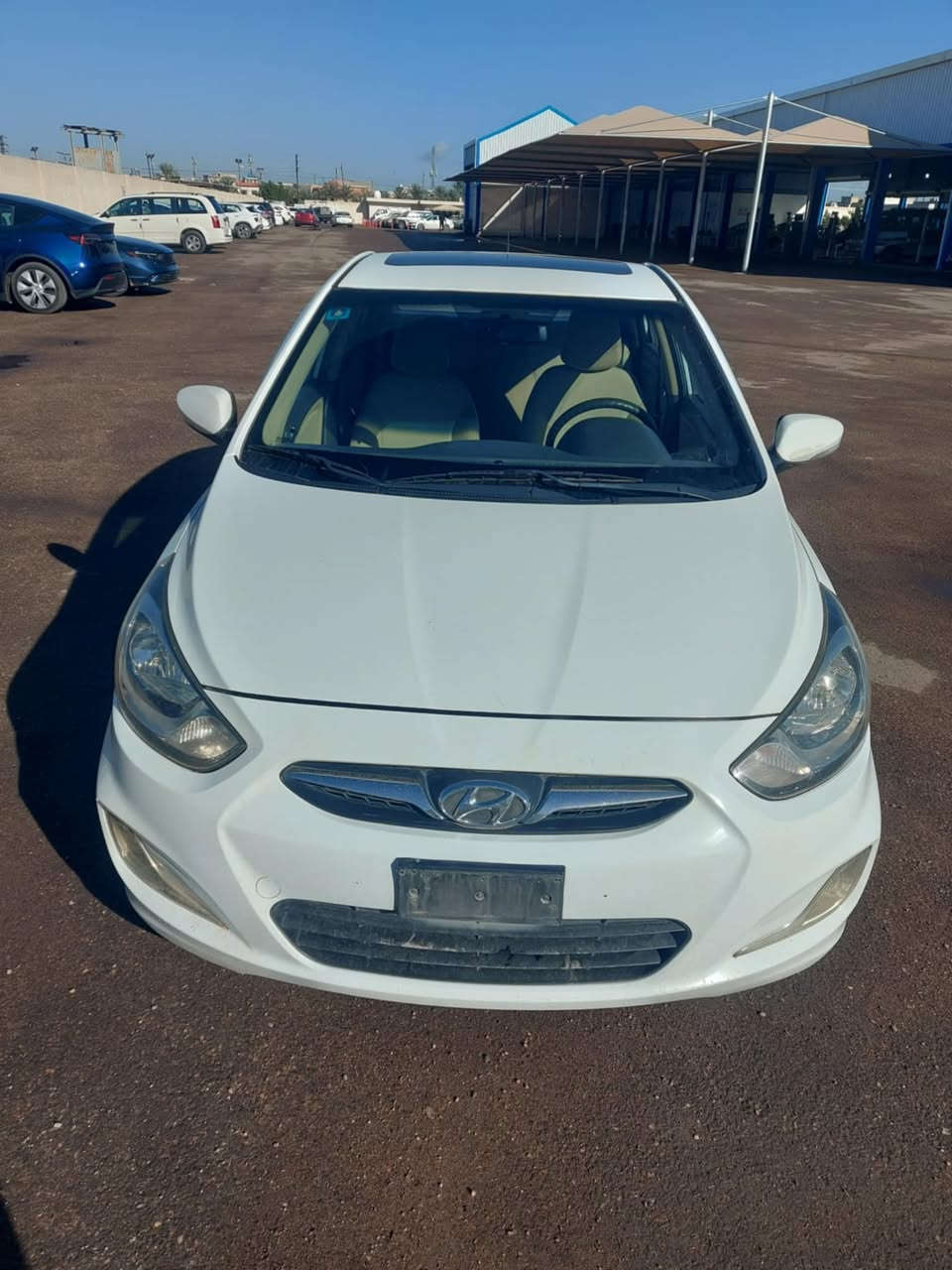 سلام عليكم اكسنت موديل ٢٠١٢ فول مواصفات خليجي محرك ١٦٠٠ دوش قطرتين المرغوب بانوراما اشاير بالمري سيارة بدون حادث بيها يم قبق البانزين كد شبر فقط سعر ١٠٣ وبيها مجال اتصال بالرقم *********** مكلف بالنشر
