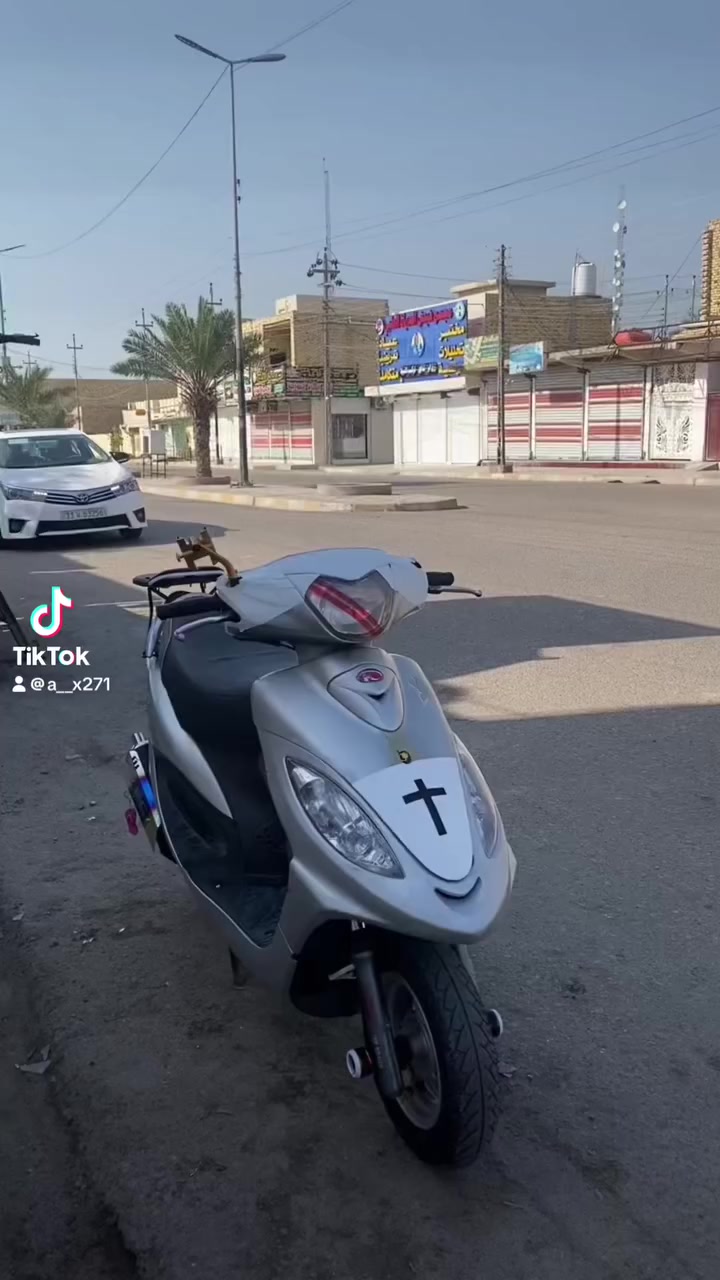 سلام عليكم دراجة  كامكو   بوليس مكينة 150 كفالة عامة دراجة حلوة نظيفة ومرتبه وبيها ترتيبات ما ها ناقص أي شيء سعرها 750  بيها  مجال ***********
