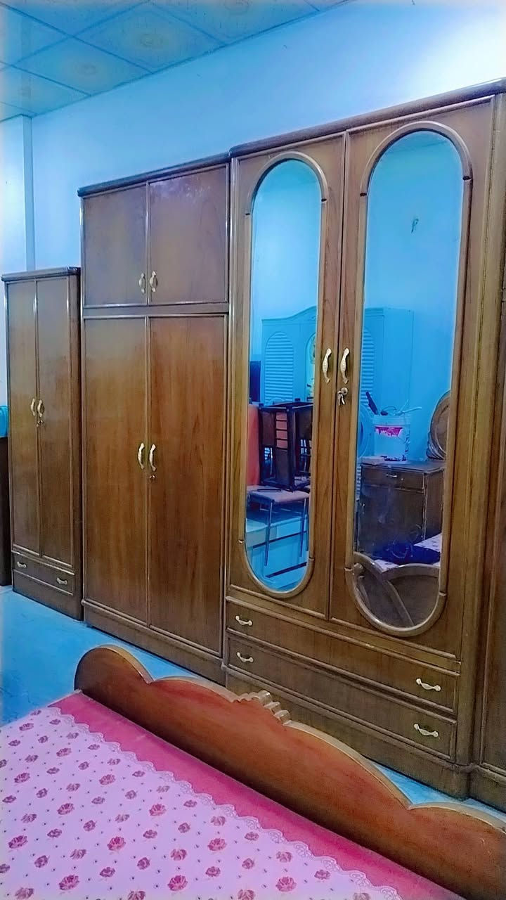 تم على بركة الله أفتتاح مزاد ابو علي لبيع وشراء الاغراض المستعمله كافه العنوان الجغيفي الثانيه مجاور أسواق نواف الاتصال بلرقم *********** اخوان الي عنده بيع او شراء يتصل بلرقم اني مكلف بلنشر وتحياتي للجميع
