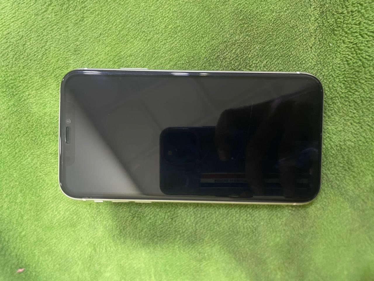 سلام عليكم ايفون 11كامرتين فول نضافة ماخذة قبل 3اشهر جهاز نضيف حيل ومحدث اخر تحديث الي هوة 26 ممبدل بي اي شي بس شاشة ومبدلها مال تفصيخ بلادي يعني ايقطعة مو اصلية ما بي ذاكرة 128 جهاز كامل توة شادلة لزكة اصلية وكفر اصليات ب20الف بالله شحنة حلو وسريع وابد ميفقد وعلضمان بطارية مملعوب بيها الجهاز رايدة ب230وبي مجال او مراوس مع ايفون فقط مع الفرق مو مشكلة والي ما يشتري لا يكسر بسلعتي سوك موجود وكلشي بي والشاري يددلل وبخدمتة مكاني بصرة خمسميل رقمي ***********
