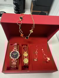 بوكس نسائي • توصيل