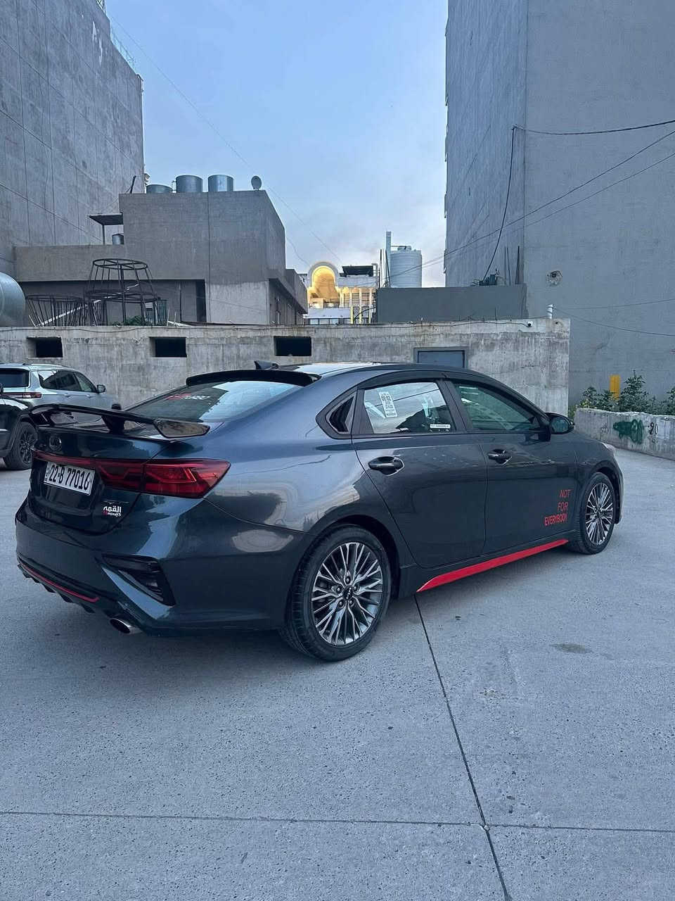 فورتي 2021✅
اعلى فئة GT✅

فول مواصفات 1/1✅

الضرر❌ باب مبدل خلفي وصورة الحادث مرفقة

بچم كبس✅💪

محرك 16 تيربو💪

بصمة تشغيل+ ابواب+ صندوق

فتحة سقف

كشنات جلد كهربائي 

كشنات تبريد+ هيترات 

رادارات جانبي + امامي وخلفي

ثلاث انظمة قيادة( نورمال+ سپورت+ سمارت)

تحديد مسار ✅

مانع انزلاق

كروز سرعة

شاشة كبيرة تدعم كار پلي

كاميرة دوارة مع حساسات 360 درجة

بك لايتات LED

ويل كب رياضي

تبريد قطعتين✅

السيارة ماشيا 65mi

رقم وسنوية جديد✅

السعر 147
***********
