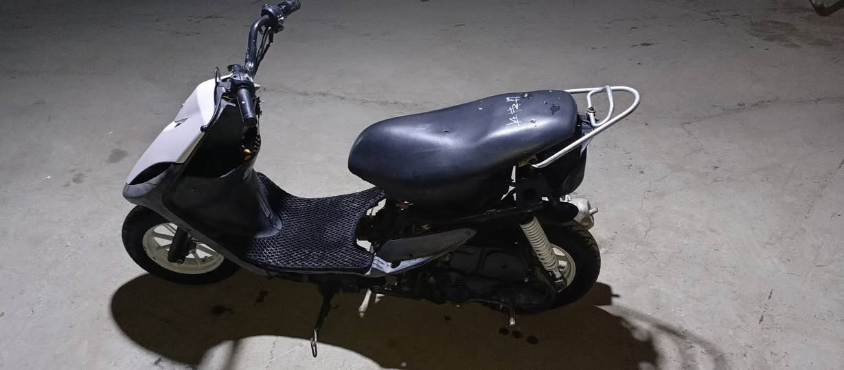 للبيع عدله مال لعب غراضها موجوده شلعه ومعدل ومكينه ناعمه الصالنصه مو ويها اطيك بلاديه كهربائيات شغاله زوج تاير ويل رياضي ثقيل فول ملاح ب450وبيها مجال للطيبين 
مكان بابل حي الجزائر ***********.
