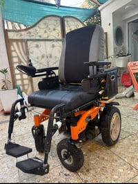 كرسي جديد للاتصال 07700611534