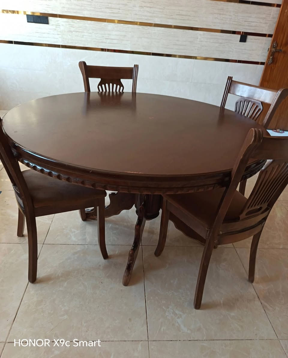 ميز طعام صاج اصلي حجم كبير مع عدد كراسي اربعه
الي يريده يستفسر خاص سعر مناسب جدا......


**إذا كنت صاحب هذا الإعلان وتريد حذفه لأي سبب، رجاءا أرسل رسالة إلى الدعم الفني**