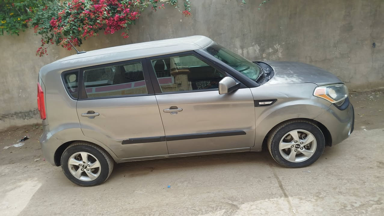 سلام عليكم صول 2013 امريكي كلين بدون حادث  سياره بيه شخوط بسيطه وملاحضات فقط مكينه 1600 رقم بابل مكاني بابل سياره كير مكينه حداده تبريد تخم تاير ويل كب كله جديد وجاهز ترايك زيرو سياره حلوه وجاهزه سعر سياره 83 وبيه مجال قليل للستفسار اكثر اتصال علرقم ***********
