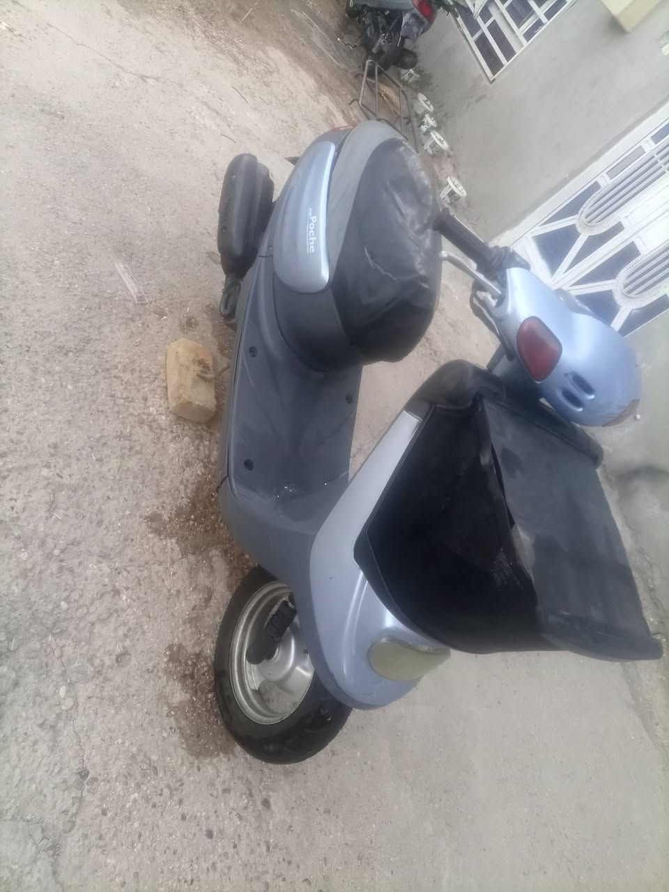 دراجه للبيع سله سعر 350 وبيه مجال موبايل ***********
