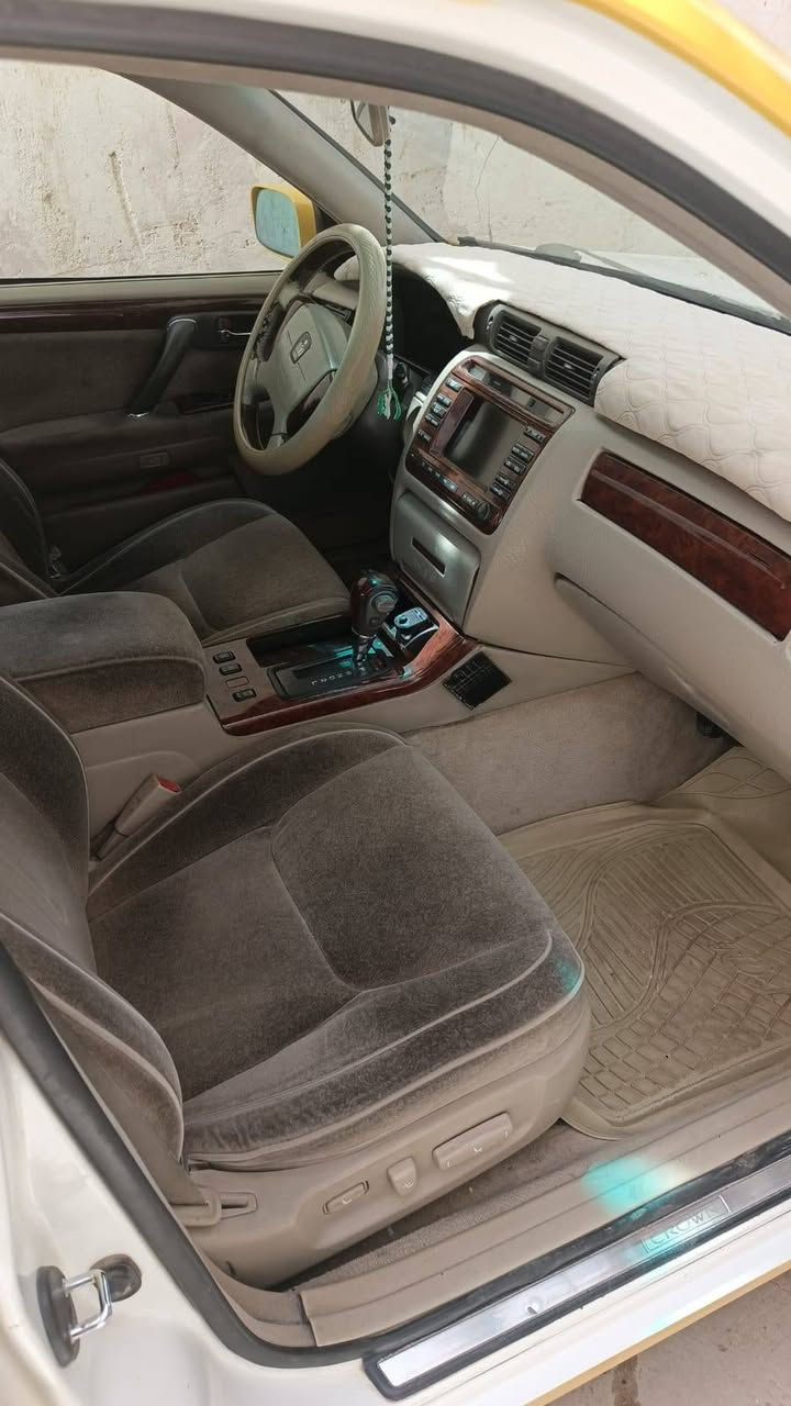 السلام عليكم ملكه للبيع قرار 48 سياره كصه قماره مكينه وكير ستوني شادهن كهربائي كله شغال تبريد ثلج سياره احله من الصوره وكاله فقط السعر 35وبيه مجال قليل جدا الاستفسار الإتصال *********** مامتواجد ع نت اتصال فقط
