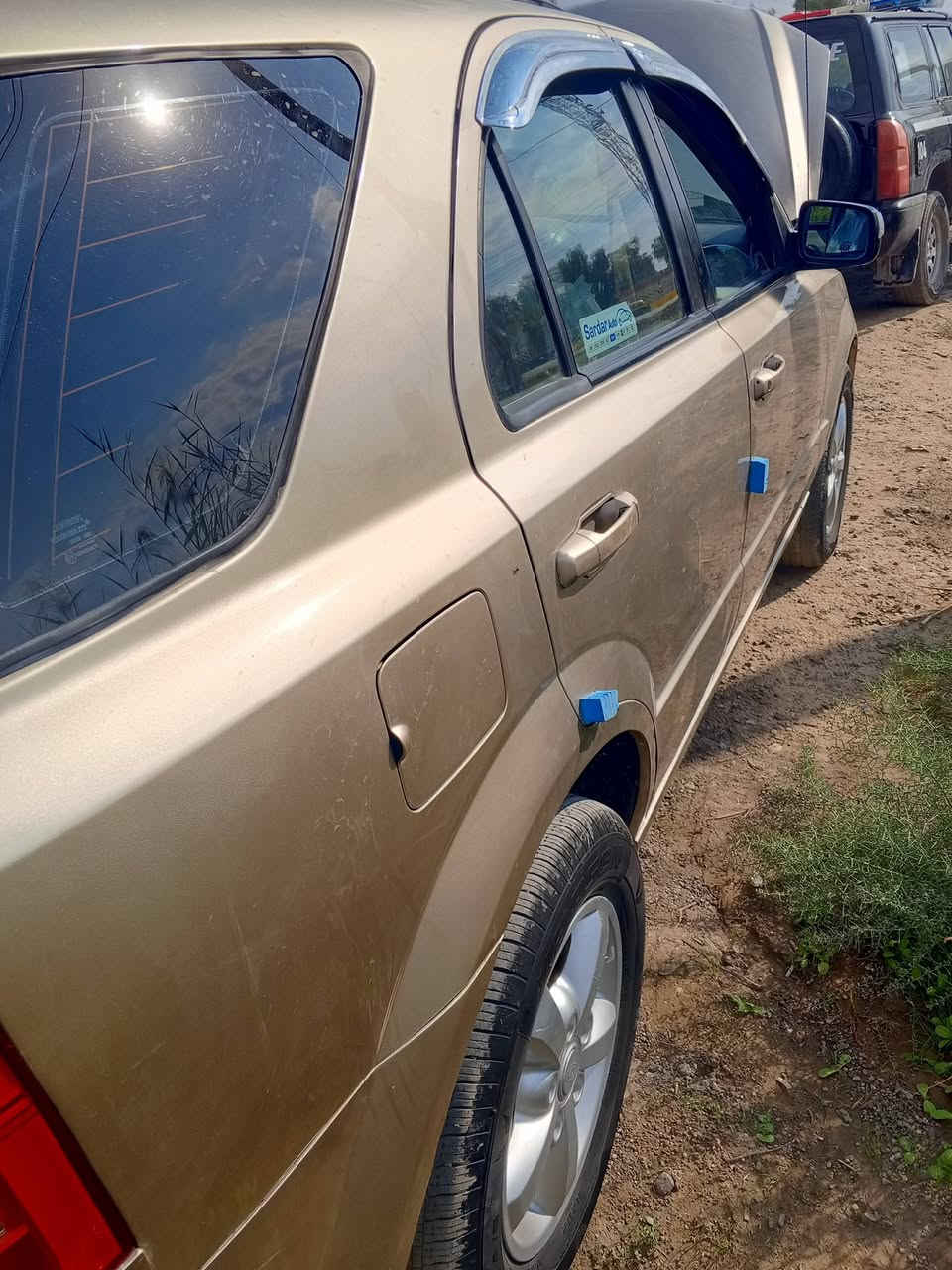 سورنتو موديل 7 سياره حلوه اوخير من الله السعر 97 /***********
