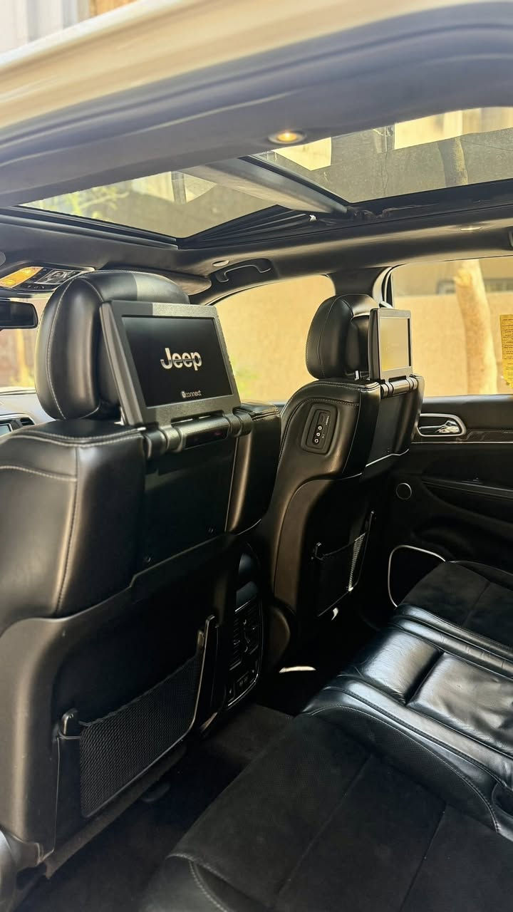 للبيع 🔥✨بسعر مميز 240💵ورقة وبيها مجال للشراي✨
جيب كراند شيروكي فئة SRT 🇺🇸
موديل 2016 حجم 6.4 👹السياره طبعا غنيه عن التعريف كله بلادي بدون برمجه ستوك SRT اصل طابع رياضي فول
١/١ للاخير اعلى موصفات بشركه جيب ماشية 120m
( المكينة البرتقالة المرغوبة 🟠 )
السياره وياها بصمتين بلاد وارضيات وجنطه كله بلاد وياهاا السياره 
رقم اربيل ( سنويه باسمي )  عليه ادامه كامله يم شركة jeep اي نقص مابيها الحمد اللّه ومسويله فحص ... السياره كندية مكفوله عدا  بيها تعديل بخشم البنيد ونصبغت ع كدها فقط بدون ايرباكات شواصي لغود كفالة عامة

مواصفات .....
بصمة
بانوراما
داخل قرميدي كنتارا
كشنات حضن
رادار امامي
اوتو بارك بلادي
شاشات خلفيه
رادارات جانبيه
كشنات الاماميه كهرباء
تدفئه وتبريد بالكشنات الاماميه
تدفئه بالكشنات الخلفيه
جنطه كهرباء
ستيرن كهرباء خزن
كشن السايق ميموري
الايتات الاماميه داينمك نظام MetaRex
كشافات زينون
فجوج ٤ بستم برمبوSRT
داخل كاربون فايبر بلاد
ماوس تحكم بالوضعيات القياده
LAUNCH نظام
SPORT ظام
TRACK .نظام
كير ١٠ نمر
شفتات ستيرن
شاشه كبيره حجم 8.5 أنج جميع الاوبشنات مفتوحه مري قلاب ع بك
تدفئه بالسترين
شغيل عن بعد عليه شوته AFE مغلفه تخم تاير جديد تويو حجم 315
نظام الصوت هارمن / كاردون
حساسات امامي
حساسات خلفي
كامره خلفيه دواره فول HD
قماره كنتارا نوعيه فاخره
تدفئه بالمري الجاميه
مري شفط
نظام ترحيب بالمري
اشاير بالمري
نطام ايكو
نطام تراكشن
عداد 300 سرعه مفتوحه
اخوان كل تفاصيل شرحته للتوضيح لان سياره هوايه بيه مواصفات وتفاصيل حلوه وغنيه عن تعريف وبدون نقص الحمد اللّٰه السياره 
الدعامية الامامية مصبوغه للجماليه فقط ماشيه 
120m
afe شوته
السيارة اي اضافات ماعليها بلاديه

📍مكان السيارة بغداد 

‏‎🔴 الي حاب يتصل هذا رقمي /*********** 
——————————————————
‏‎⚠️ 

——————————————————
#بيع_سيارتك #بيع #بغداد #معارض_بغداد  #اربيل #معارض #سيارات #سيارات_للبيع #سيارات_مستعملة #سيارات_VIP #وارد_امريكي #وارد_خليجي #تويوتا #لاندكروز #لاندكروزر #جي_كلاس #مرسيدس #النترا #سوناتا #هيونداي #كيا #سورنتو #سيراتو #نيسان #نيسان_صني #رانج_روفر  #لاند_روفر #لاندروفر #سيارات_كورية #سيارات_يابانية
