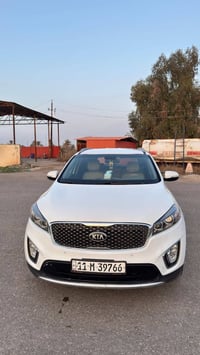 سورنتو 2017 خليجي للبيع فول عدا البانوراما   السياره صدر جديد تخم تاير...