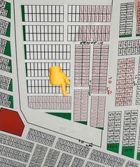 قطعه للبيع ((توزيع جديد )) 👉👉 رقم ١٤٨٥٧ مساحه ١٠٠م 👉👉🏘️ ٠٧٧٠٦٠٦١٥٨٦ وا...