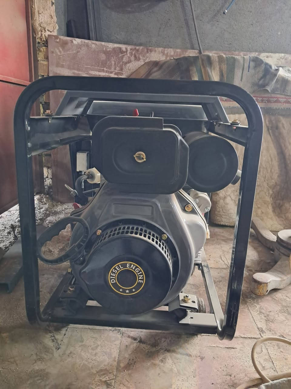 سلام عليكم مولد كاز لبيع 32 انبير
مامستخدم ولا دقيقه 

السعر مليون وبيه مجال قليل 

العنوان الناصريه مدينة الصدر 

الهاتف / ***********
