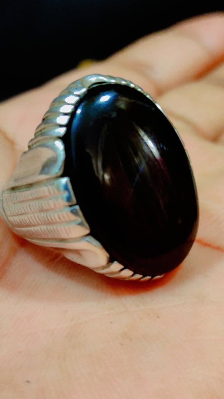 اللهم صل على محمد وال محمد 
عقيق يماني اسود صياغة البحرين (قياس الخاتم 26)


**إذا كنت صاحب هذا الإعلان وتريد حذفه لأي سبب، رجاءا أرسل رسالة إلى الدعم الفني**