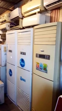 تتوفر سبالت كنتوري داخليه فقط 3طن مستعملة للبيع  العنوان بغداد حي اعلا...