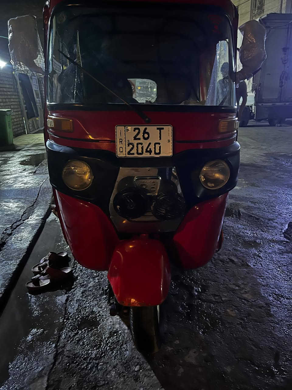 سلام عليكم تكتك 18 رقم صلاح الدين مشروع وطني مكينه وكير خير من الله عوزه ترتيب سلف ميشتغل كهربايته كله شغاله مكاني بلديات باسمي التكتك تحويل ثاني يوم سعر 4600 / ***********
