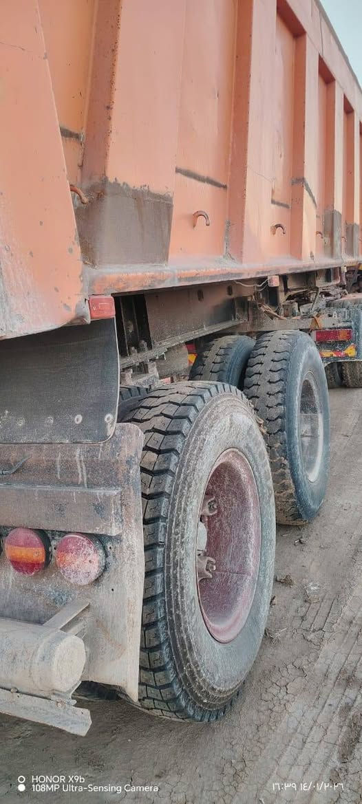 سلام عليكم عربانه للبيع الجابري مكفوله تخم تاير مكان الديوانيه السعر 90 وبيه مجال ***********
