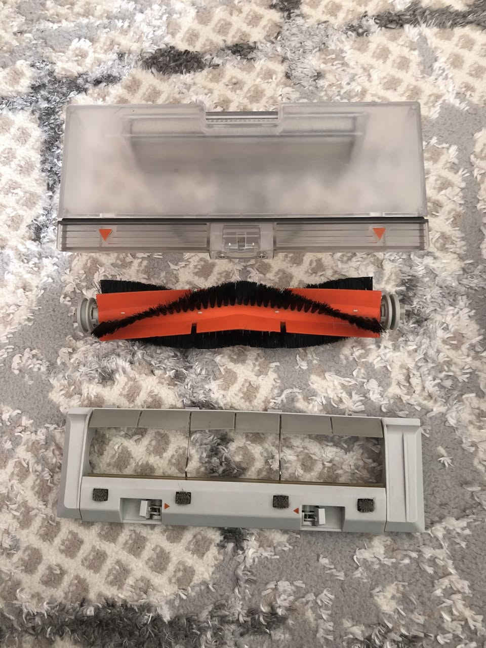 السلام عليكم اخوان 
مكنسة روبوت دريمي D9
للبيع اغراضها كاملة انطوني سعر و بالعافيه شغالة و كاملة 
*********** 
النظافة 99‎%‎
