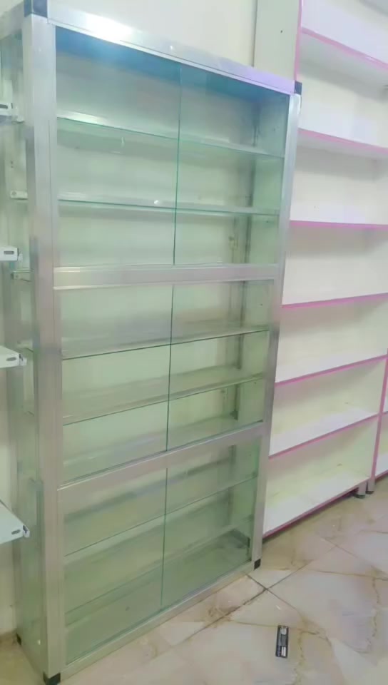 السلام عليكم أخون هاي رفوف كلش انضاف مال كوزمتك حاجه ألف كلشي يرهمن اضافه الى رافعه 40انبير اضافه لى كرسي متحرك اضافه الى ميز مكتبه للتواصل ***********
