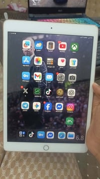 ايباد 7 ذاكره ٣٢  نظيف شوفت عينكم  عندي توصيللجميع المحافظات هاذة رقمي...