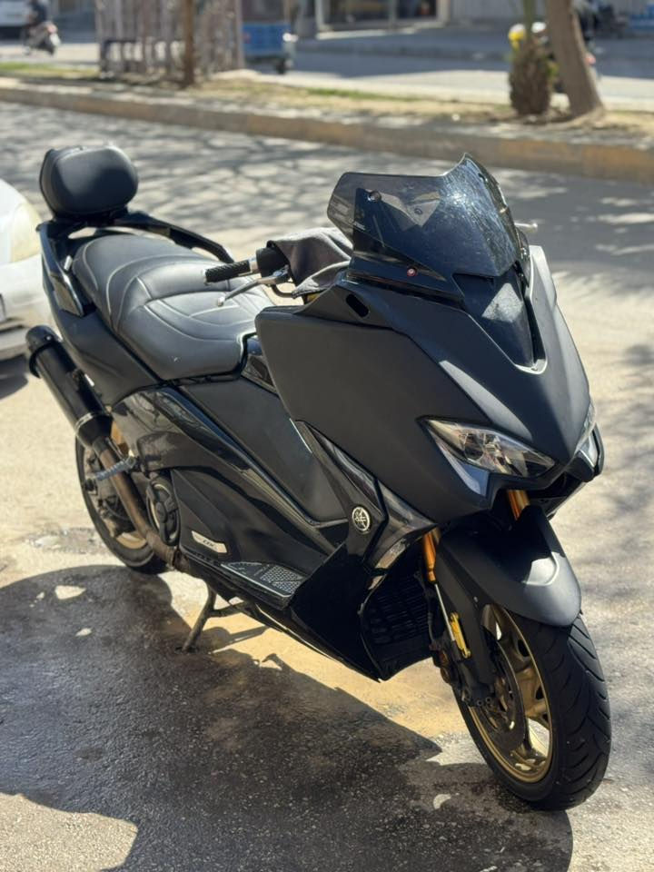 سلام عليكم تيماكس 2019بصمه دي اكس الدراجه تخبل جامه كهربائيه دراجه حلوه كاعده  نضافت كفراته 80/100الدراجه زنجيل 
مكفوله سعر 45و بيه مجال ***********مكاني كربلاء
