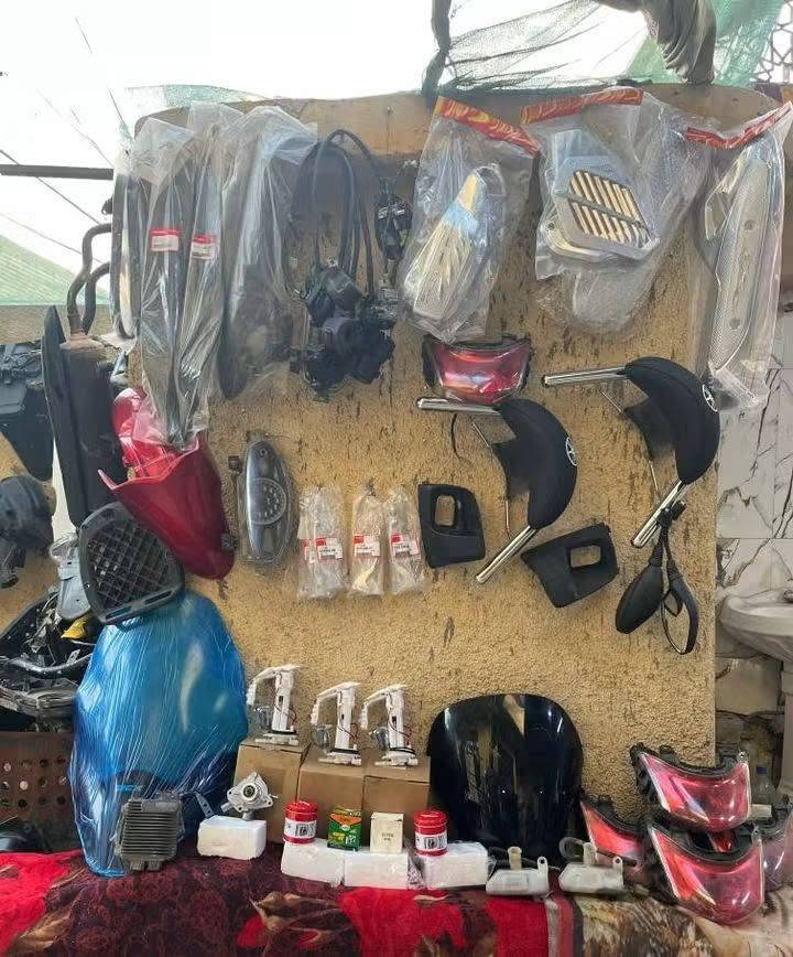 السلام عليكم، متوفر غراض تفصيخ بلادي مال pcx (بيسي  اكس) الجيل الاول فقط فقط مكاني بغداد شهداء البياع يوجد توصيل جميع المحافظات، رقمي *********** اي استفسار اتصال او مراسلة واتساب فقط غير متواجد ع الفيس ومتوفر تصليح وبلخدمة
