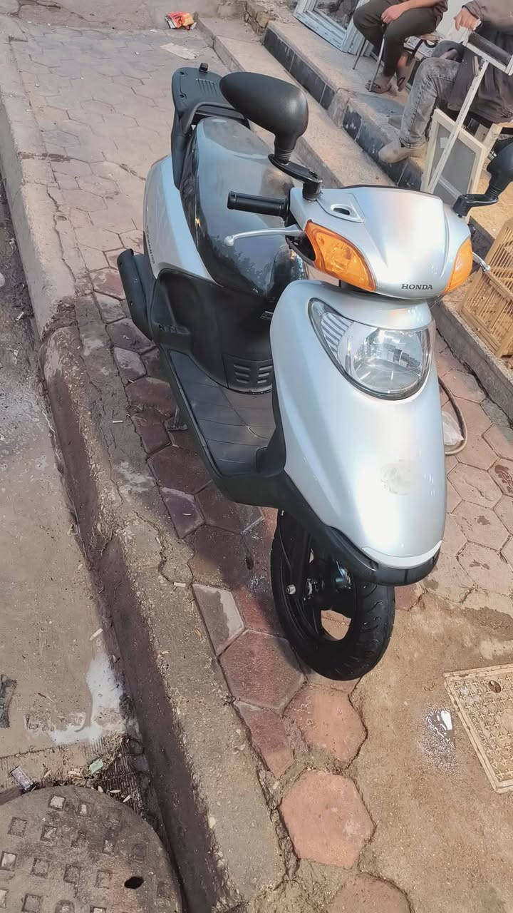 السلام عليكم دراجه سبيسي رنبه ما صالي شهر من اشترتها ما نقصه اشي ***********
