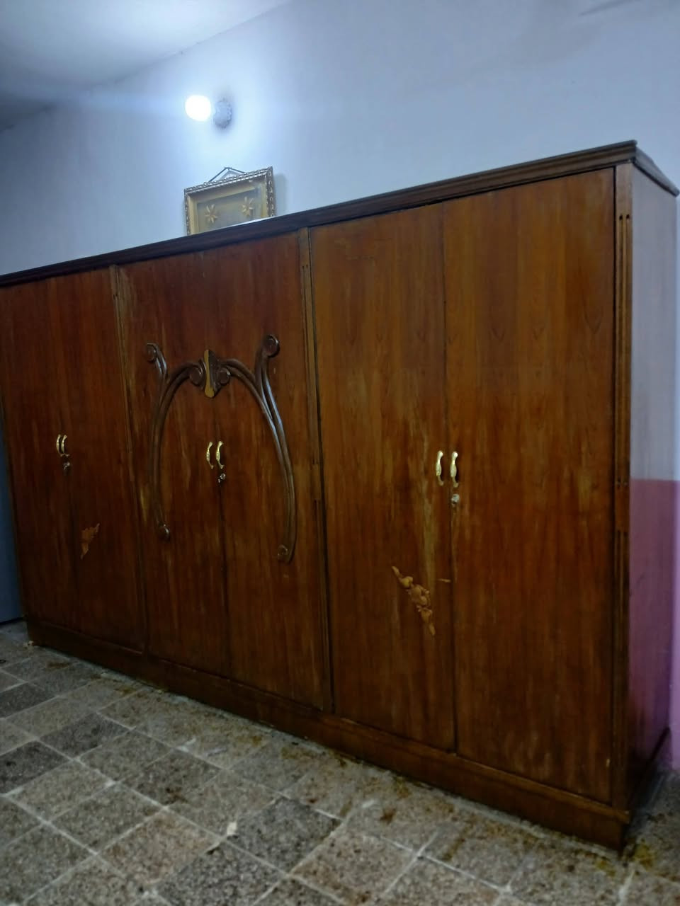 كنتور ابو ٦ صاج ثكيل يحتوي على يدات جدد قفاله جدد صبغ تلميع كامل سعره ١٥٠ لف متواجد علخاص اكو توصيل بفلوس


**إذا كنت صاحب هذا الإعلان وتريد حذفه لأي سبب، رجاءا أرسل رسالة إلى الدعم الفني**