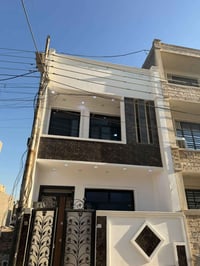 سلام وعليكم  بيت ل ايجار  المساحه 50متر في حي دجله  الاستفسار 07704544...