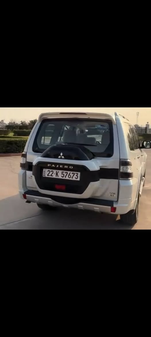 سلام عليكم باجيرو كويتي 2020 ماشيه 31 الف  جديده حيل رقم اربيل كفاله عامه
 مكانها الديوانيه السعر 210
 للاستفسار:- ***********
