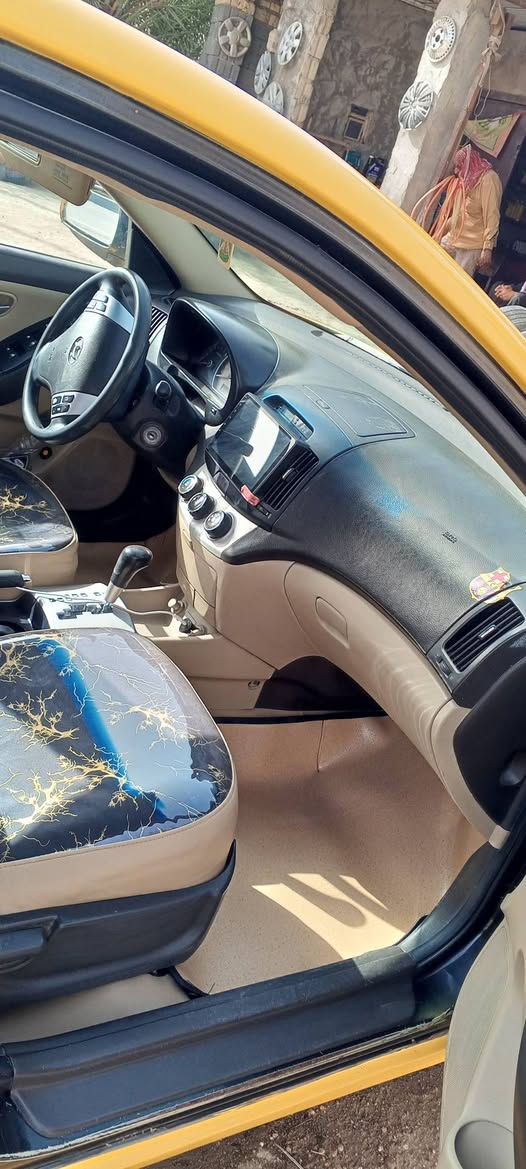 النترا موديل 8 امريكي رقمه ديالى باسمي مشروع وطني محرك 2000 صبغه جديده صدر امامي خلفي جديد تخم تاير جديد  تبريد تدفئه مدوشمه جديد ضربته جاملغين اماميه وباب وره سايق مبدل وتصليخ بلغد جهة سايق سعره 80  رقمي *********** مكاني بابل
