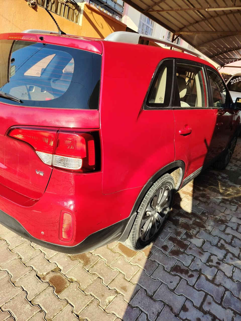 السلام عليكم
سياره سورنتو 2014 خليجي 🚘 
7 راكب
6 سلندر
قطعتين تبريد
مكفوله بيها بعض الملاحضات البسيطه
بيع نقد او اقساد حسب الاتفاق
للاستفسار الاتصال على الرقم
***********
مكان السياره ناحية البغدادي

