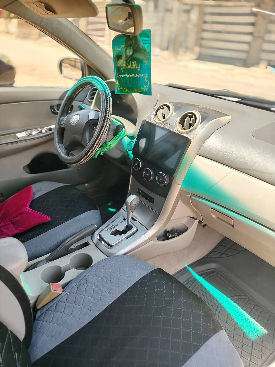 السلام عليكم
BYD مكينه وكير بيكاتشو 
تبريد حداديه تخم تاير  رقم بصره مشروع وطني 
مصبوغه عام جماليه  دواخل دوشمه جديد 
مكينه وكير شرط كفاله . شاشه تاب سياره نضيفه 
السعر 52 وبيها مجال للشراي. العنوان ناصريه_شطره 
***********
