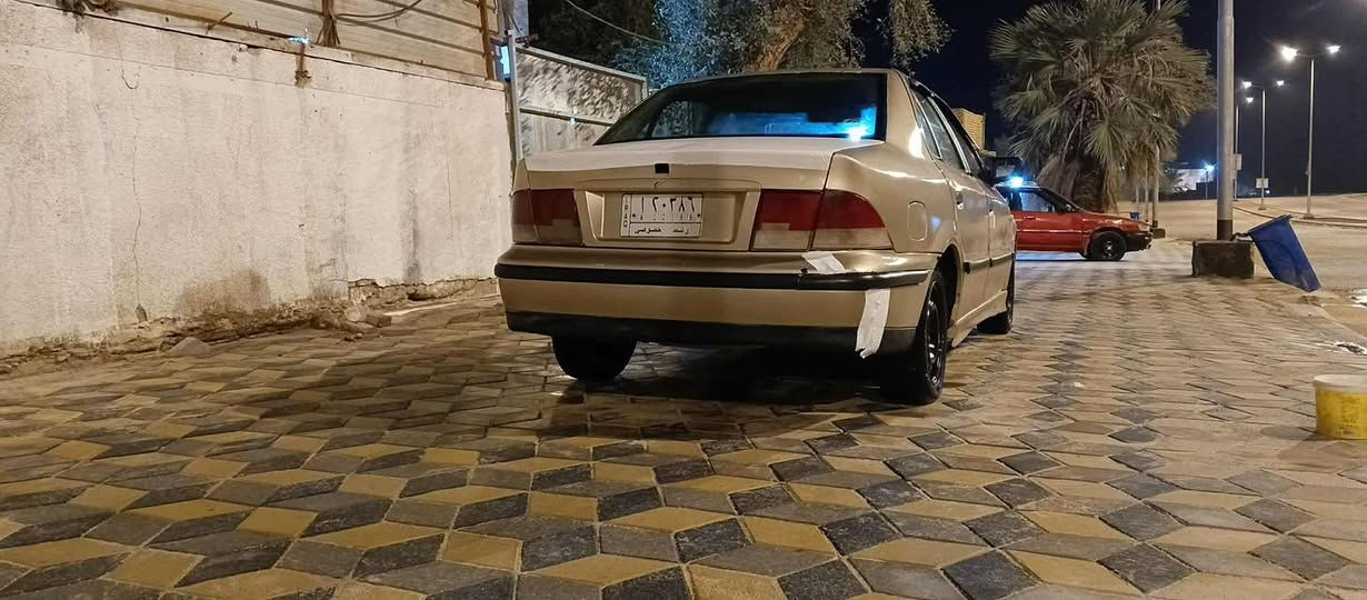 السلام عليكم سمند ٢٠٠٩ 
مصبوغه حزام  عوزه صدر تعبان كلش
عليهه غرامه ٤٠٠ راعيهه ابغداد يريد تحويل 
العنوان بغداد شهداء السيديه 
السعر ٢١ ورقه
رقم الهاتف ***********
