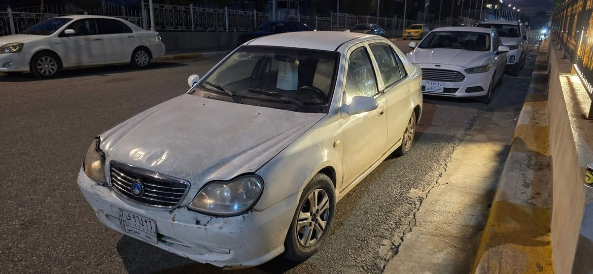 سي كي مودل ٢٠١٣ تحويل وكاله 
بي ضربه وبيها صبح كير محرك الحمدالله تبريد تتفأه خير من الله السياره في دهوك النواقص بس وايرمنيه يرادلها شويه 
***********
٣٣ ورقه
