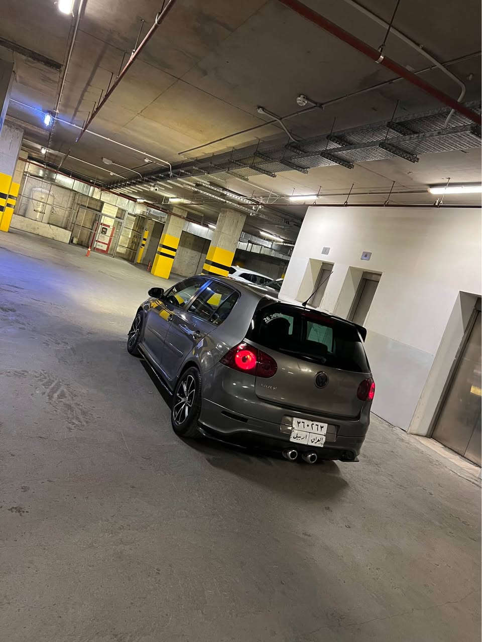 گؤلف موديل ٢٠٠٩  مةكينه ٢٠ ي ٦ گير مةرغوب فول فول تةنها سلايد نيه مواصفات لايت ليد و ئؤتؤ ماتيك بلاجيكتؤر ئاوينه ليد ئاوينه كارةبايي ئاوينةي ناوةراست دژه فول شاشه ئايپات و كاميرا 
تراكشن كؤنترؤل جام كارةبايي تةبريد مةركةزي فلچه ئؤتؤماتيك تعديد سورعه ١٢ ئيرباگ ٤ پارچةي بچوك پةمپة بئ ژورئ بئ ئيرباگ دار و بةرد بةشةرت بةردي گزؤز بةشةرت  قفل قفل ٧٠ وةرةقة بو معامةلة تيل مةكةن 
وةتساب و فايبر ***********
هةولير أربيل, العراق
