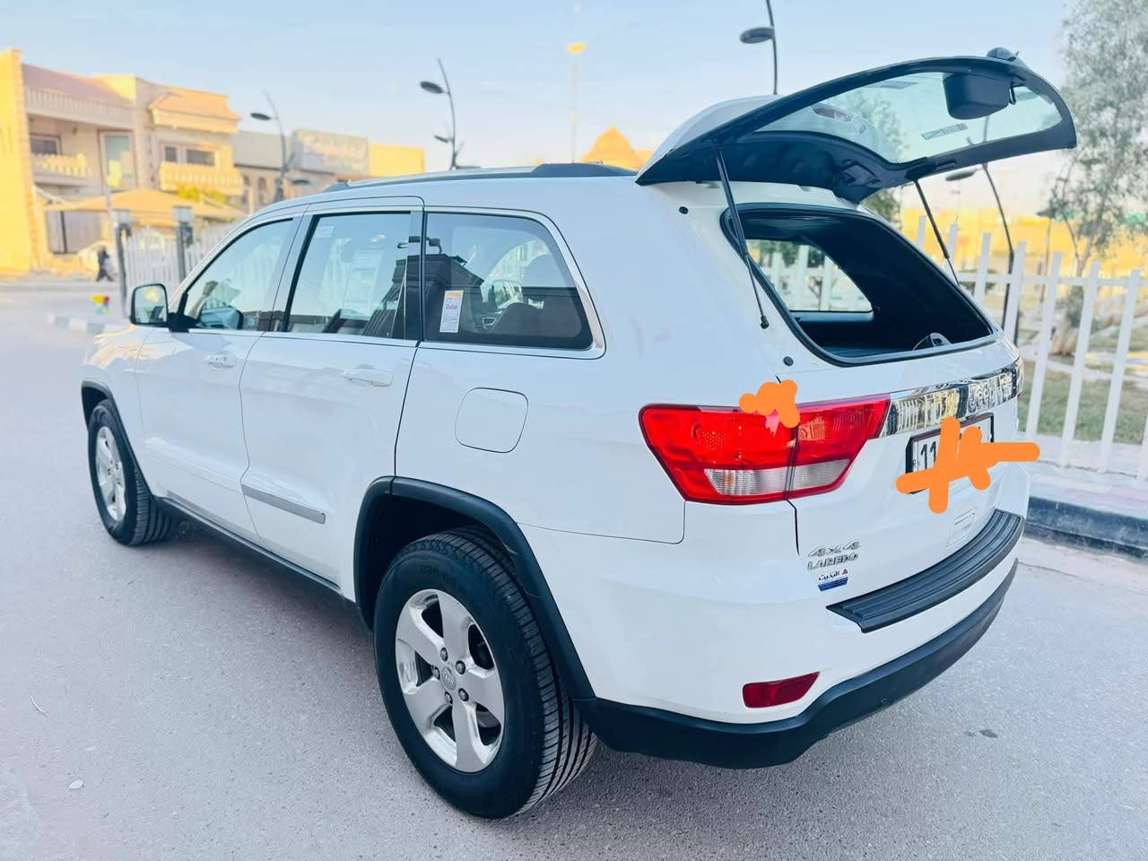 السلام عليكم
للبيع #جيب_شيروكي_لاريدو

#موديل 2013

السيارة وكالة خليجي مكفولة من الصبخ والضربة بنزين عادي رقم بغداد الدولي انكليزي حجم #المحرك 6 سلندر  3600 

#المسافة_المقطوعة 80 الف حقيقي.. 

#مواصفات السيارة فول 1/1

1.شاشة كبيرة 

2.بصمة تشغيل 

3. مقاعد جلد اصليه 

4.كراسي كهرباء

5.داخل بيجي 

6.المقاعد تدفئة مع تبريد 

7.سلايت بنرواما

8. سستم صوت 

9.جنطة قطعتين 

10.يدات ستيل اصل 

11.تبريد قطعتين ثلج 

12.تحكم استيرن جهتين 

13.ناقل حركة ٨ نمر 

14.فور ويل 4×4

15.كاميرا خلفية دوارة أصلية 

16.حساسات امامي خلفي

17.زراكات لايت 

18.كلوب طوارئ بالجنطه

19.برده بالصندوق شركة

20. ماوس تحكم أنظمة القيادة 

21. بصمة أبواب

سيارة جديدة بعدها بوضعية الشركة المكان #بغداد #حي_تونس

السعر 210 وبيها مجال

للتواصل الاتصال على الارقام التالية 

***********

***********
