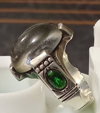بسم الله الرحمن الرحيم خاتم در النجف (حجر أصلي قديم)  مطعم زبرجد وزفير...