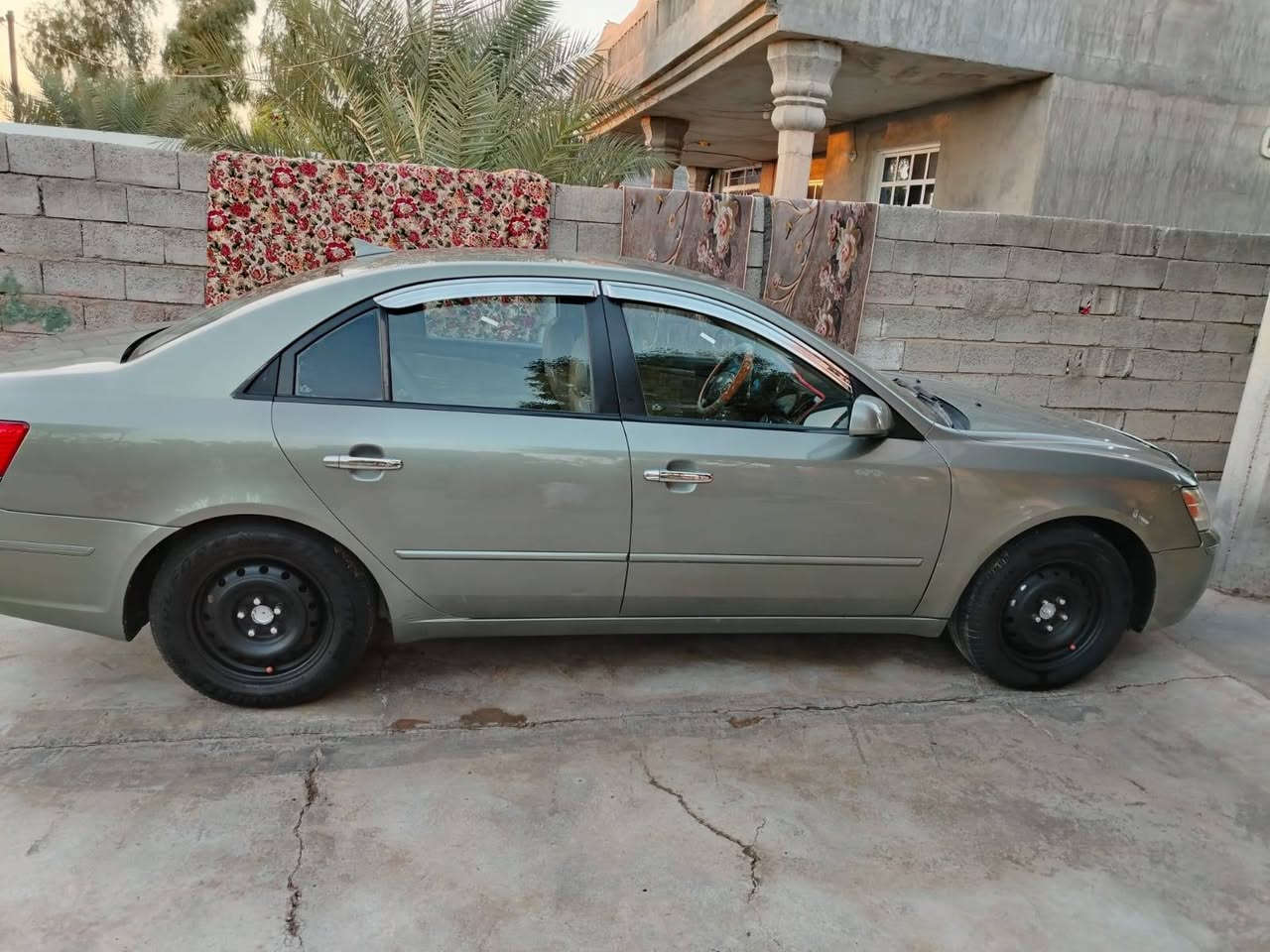 السلام عليكم
سوناتا 2009 امريكي
بيها اقل من الحزام ابيعلك حزام 
السيارة كل نقص مابيها
گير مكينة تبريد صدر تايرات كله بشرط

السنوية بشهر 9 تنتهي

مكاني ديالى
سعرها 110 وبيها مجال (بيع فقط)

***********
