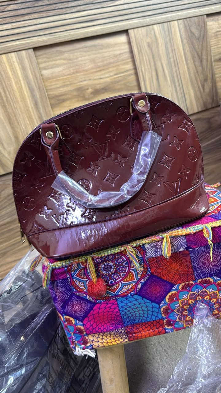 السلام عليكم غراض للبيع استفسار علىً خاص


**إذا كنت صاحب هذا الإعلان وتريد حذفه لأي سبب، رجاءا أرسل رسالة إلى الدعم الفني**