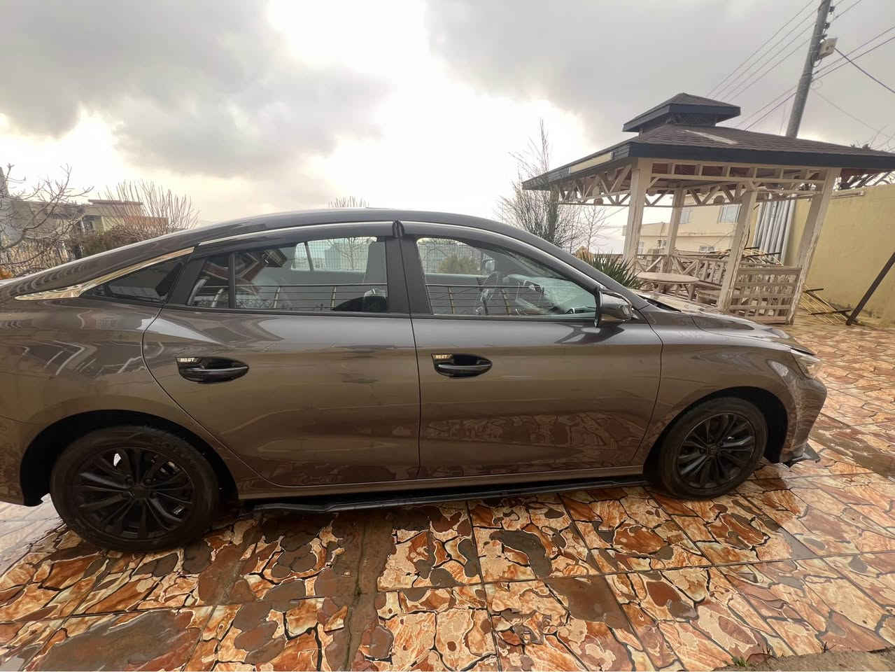 MG GT 2025 شکل نوێ 
گێڕ تۆماتیک 

مەکینە 1.5 بێ تۆربۆ 
هیچ هیچی نیە clean

فوول مواسەفاتە 
سلاید + 360 پلە کامێرا + ئاوێنە ئیشارەت +ئاوێنە شەفت + تحدید سورعە + سوکان ڤۆلیوم + کوشن جلد + ئۆتۆ برێک و برێک بەسمە + جوانکاری بۆکراوە +++
مەودای ڕۆیشتن 27هەزار KM 
ڕۆنی بە زەمانی تێدەکرێ 
Phone : 0750 725 4443 أربيل, العراق

