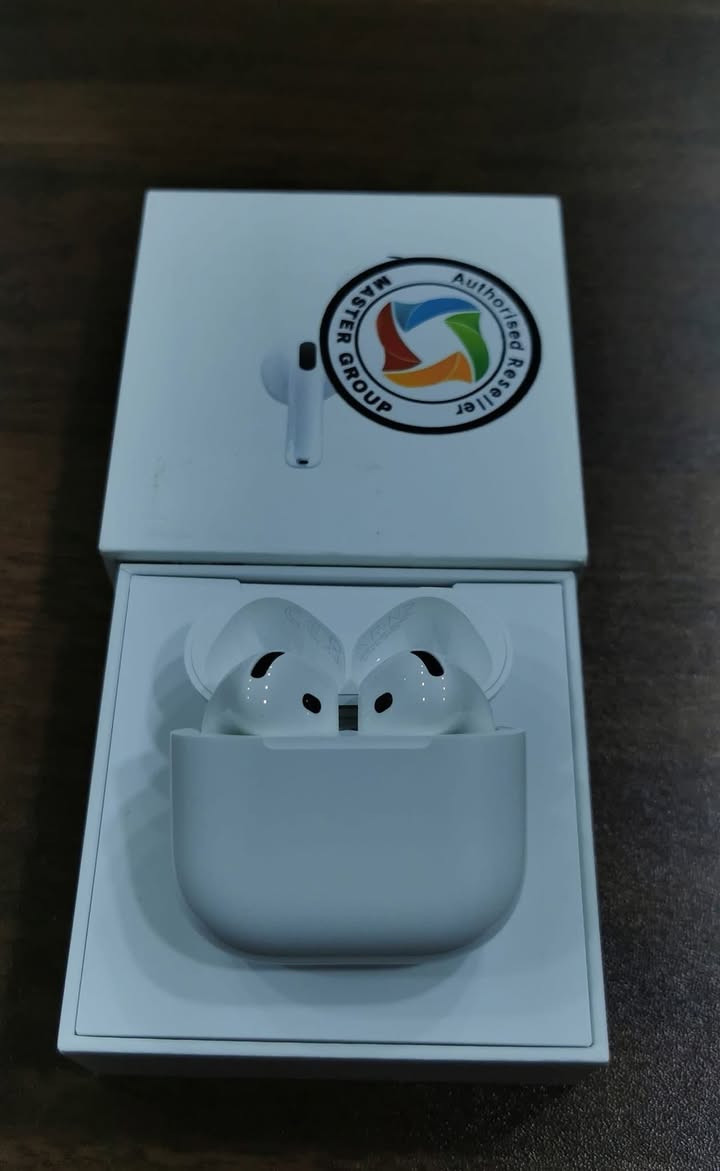 Airpods 4 ANC
ايربود الجيل الرابع ام العزل نظافه 
100% اصلي وضمان ماستر
السعر 225 وبيه مجال بسيط
بغداد البياع ***********
