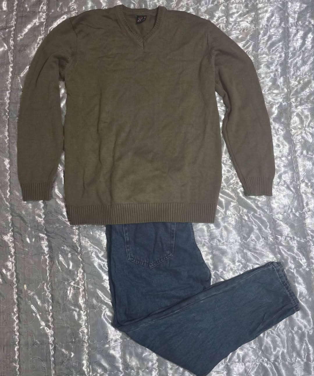 هناك بعض الملابس  الرجالية النظيفة جداً والرخيصة التي يصل وزنها إلى 75 كيلوغراماً 17 قطعە سعر کلهم 25 الف نهایتە توصیل متوفر السليمانية, العراق


**إذا كنت صاحب هذا الإعلان وتريد حذفه لأي سبب، رجاءا أرسل رسالة إلى الدعم الفني**