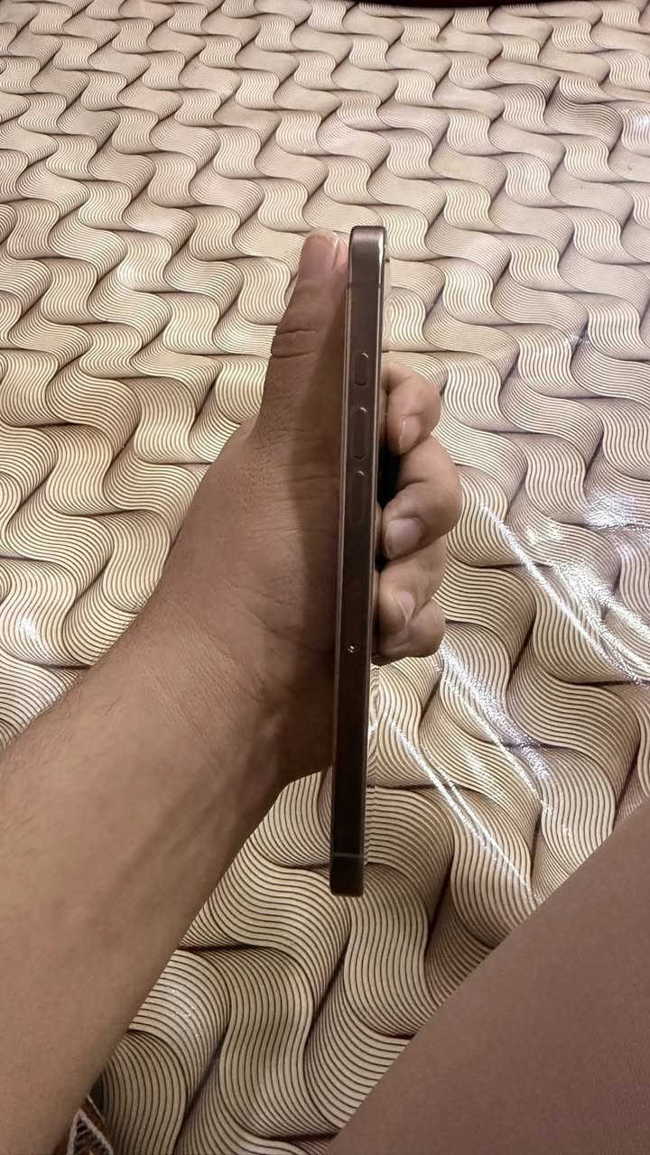 ايفون 16 برو ماكس دبل سيم
بطارية 97 نموذج ZA  نظافة 100‎%‎ 
الذكره 256 
السعر مليون 300

***********
